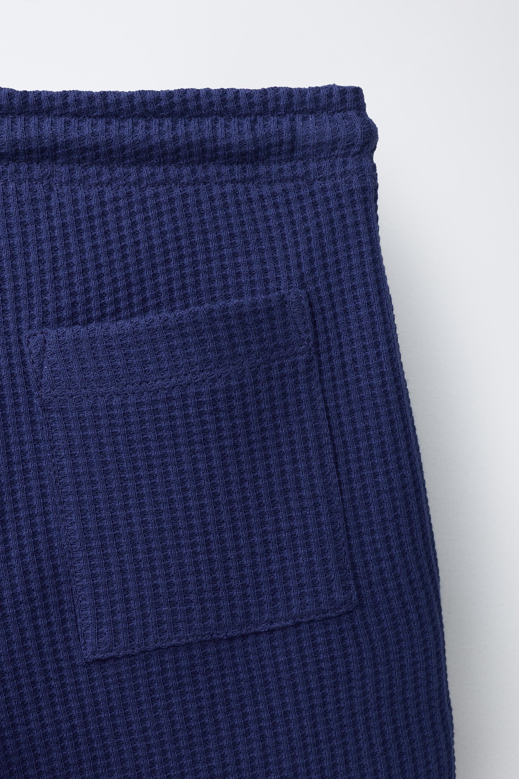 WAFFLE PLUSH SHORTS